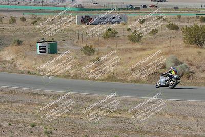 media/Apr-20-2025-AHRMA (Sun) [[393a79c373]]/Race/Group 11 early race/Turn 4b/